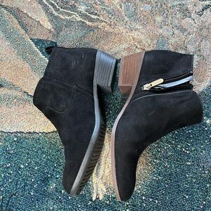 Circus by Sam Edelman Black Ankle Boots with Chunky Heel SZ 8 Zip Closure Casual